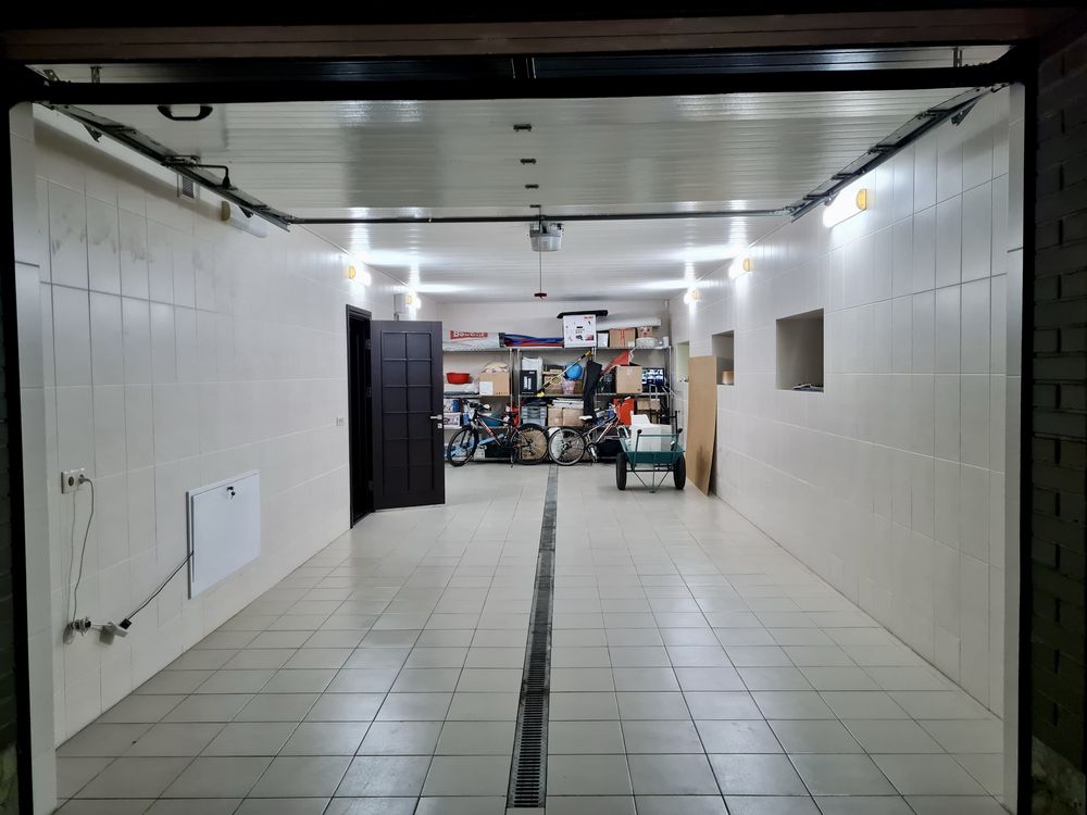 Елітне домоволодіння з басейном та баним комплексом 25 соток 650 м2