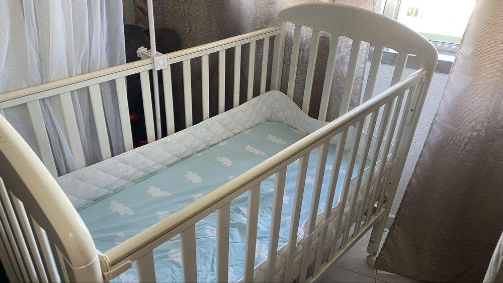 Berço bebe criança + colchao + rede mosquiteira