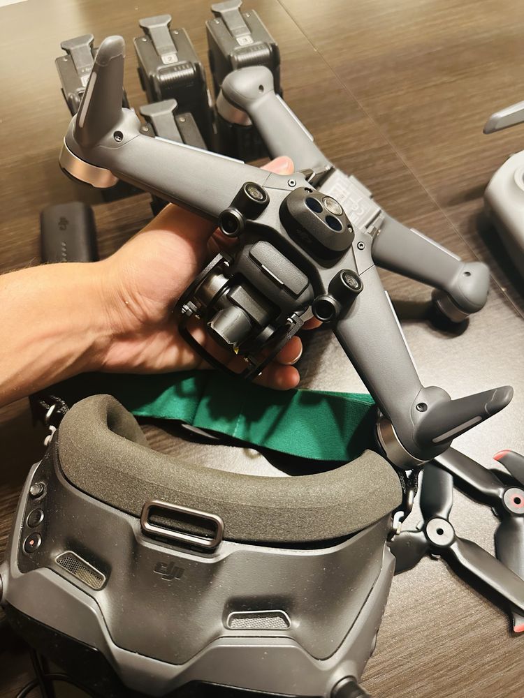 Dron DJI FPV Combo