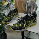 Нові кросівки Asics Gel Quantum 180 в розмірах 42