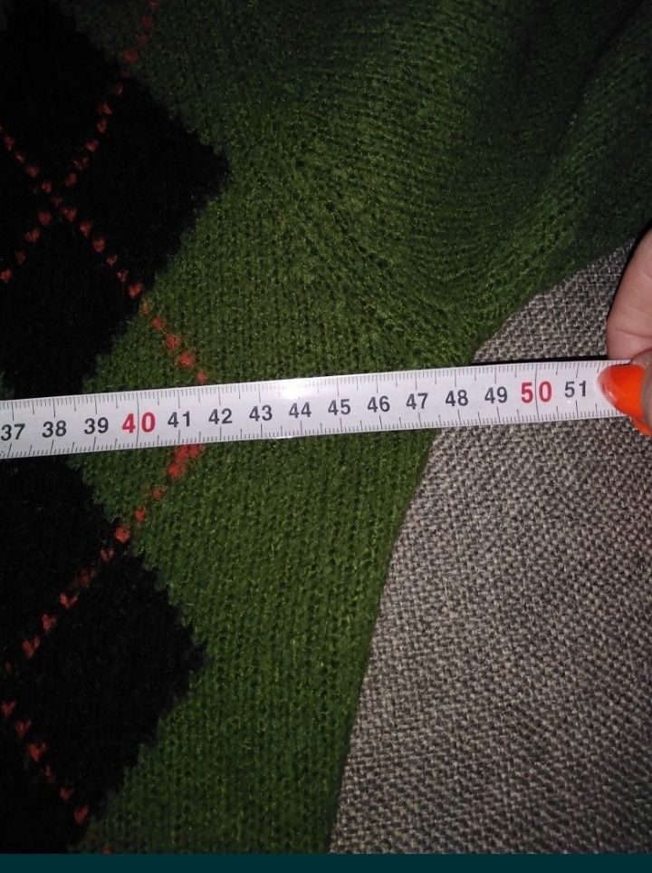 Sweter długi ciepły z dodatkiem wełny zielony wzory 38