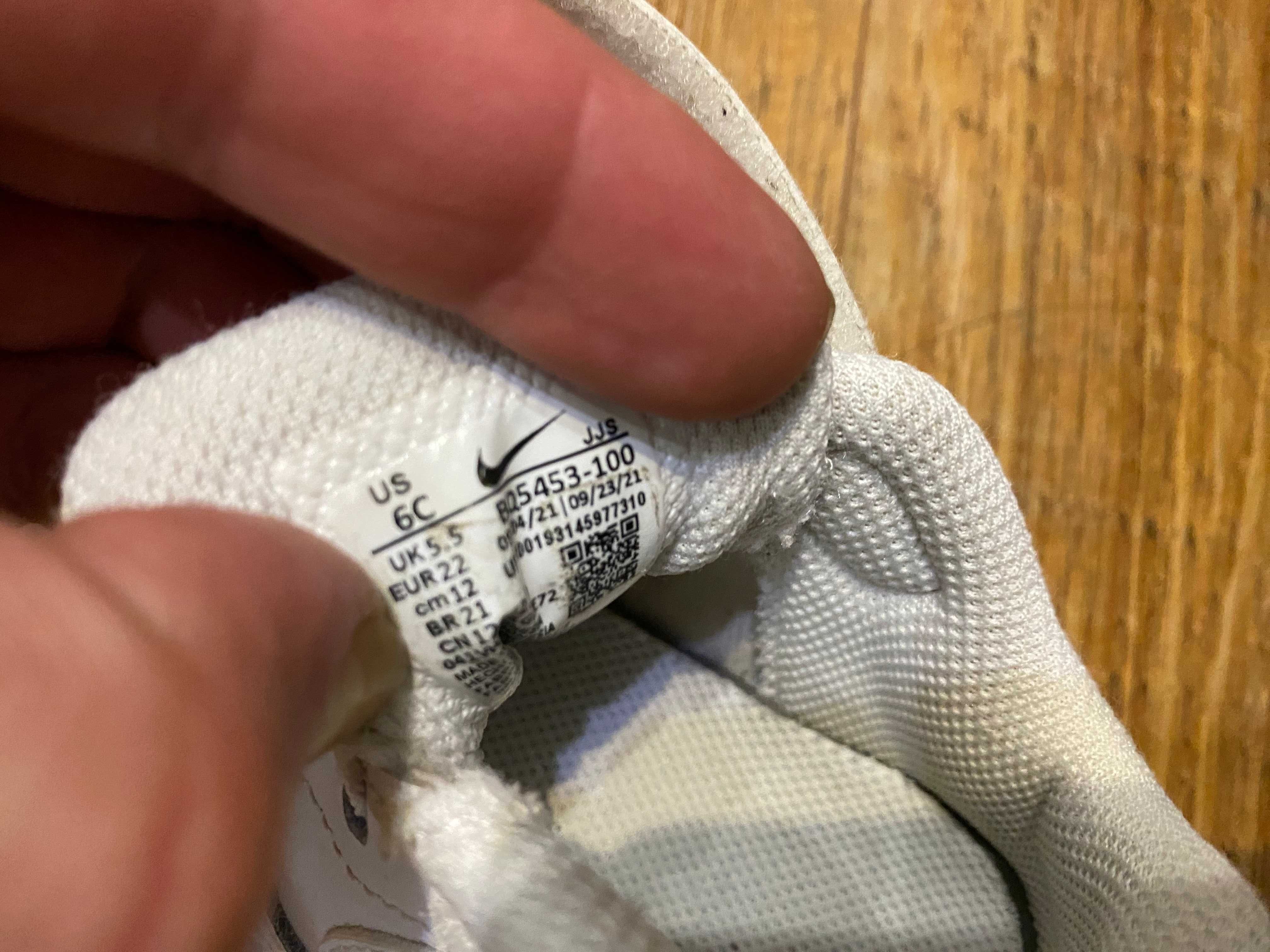 Nike кроссовки кросівки детские на девочку Найки оригинал р.22