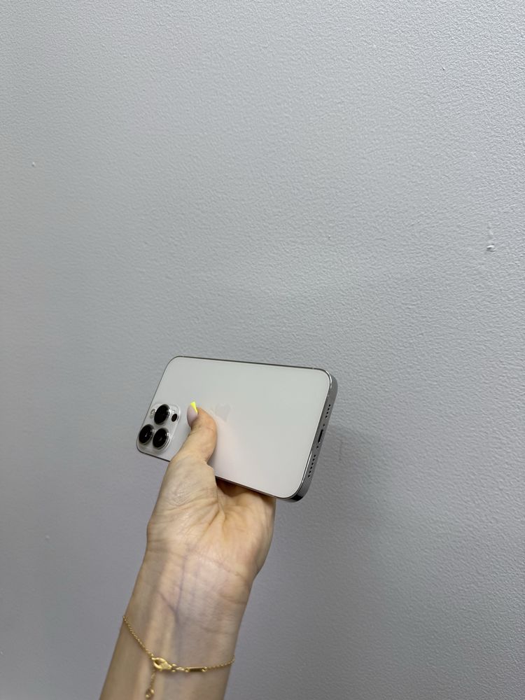 Used iPhone 13 pro max 128 silver