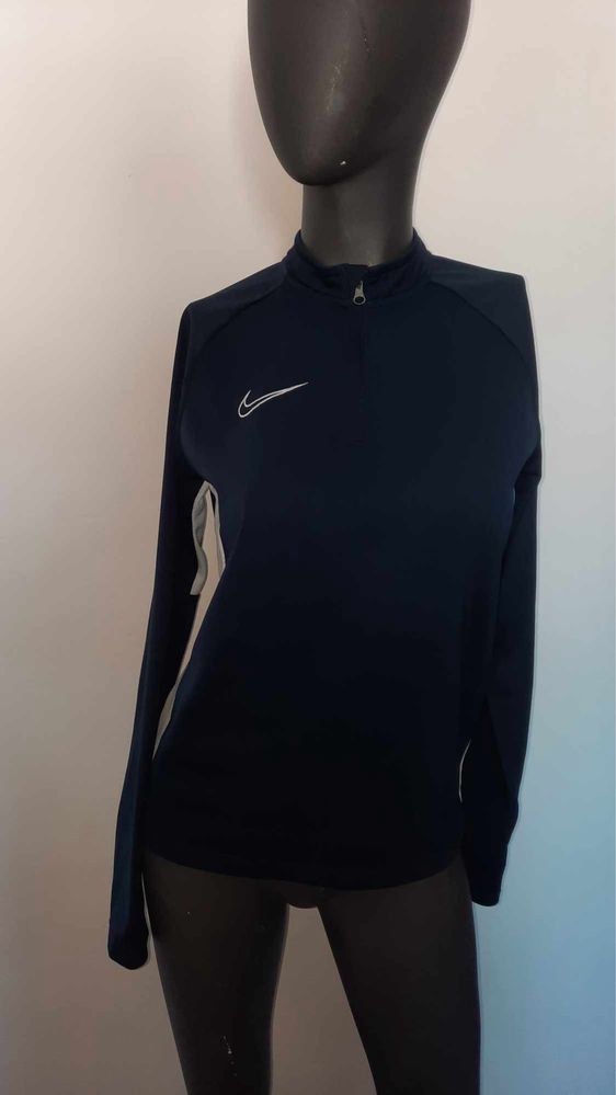 Bluza Nike  147-158 cm