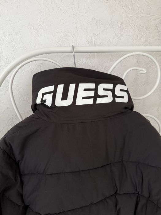 Куртка Guess демісезонна