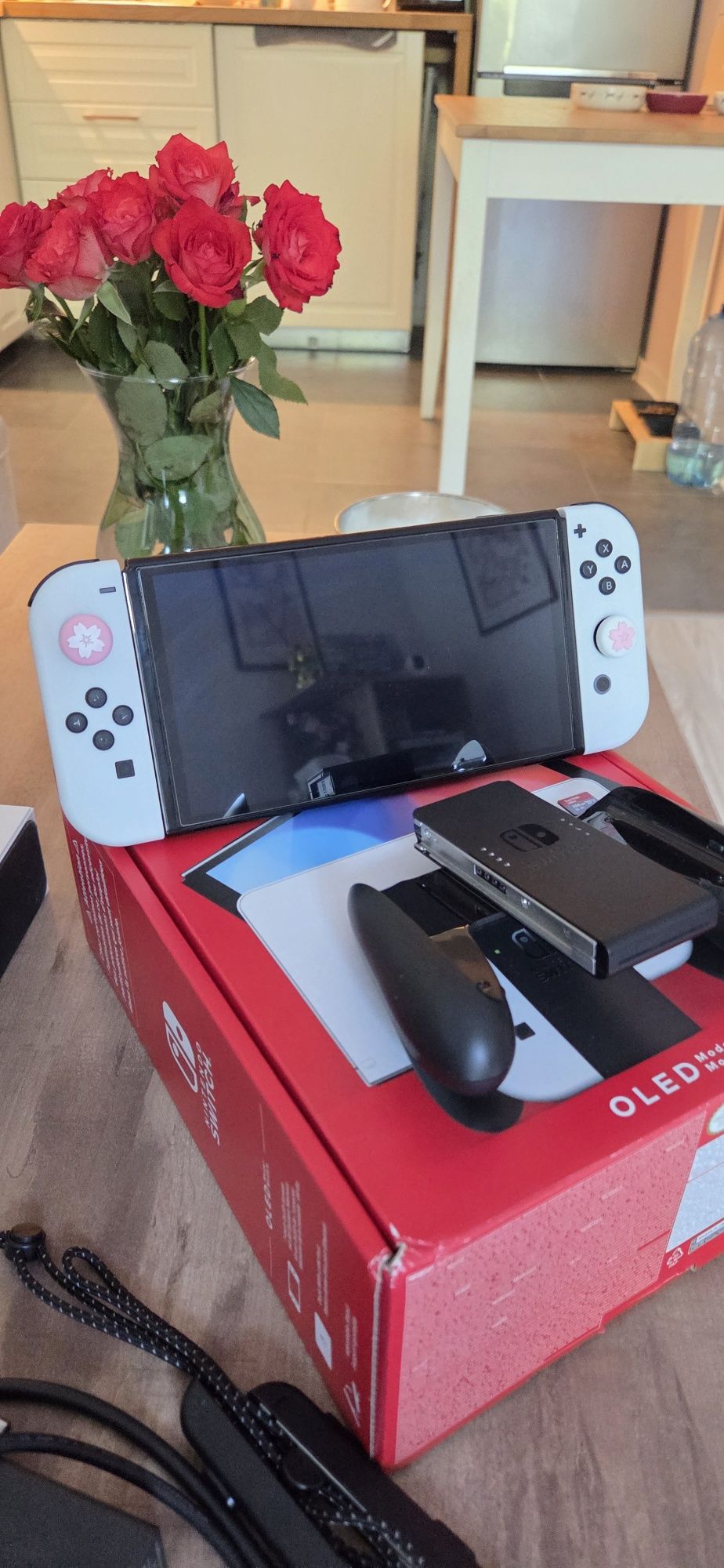 Konsola Nintendo Switch OLED+dodatki Gwarancja