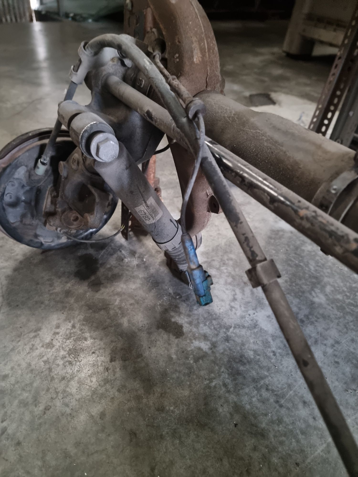 Eixo traseiro Peugeot 206 C/ABS