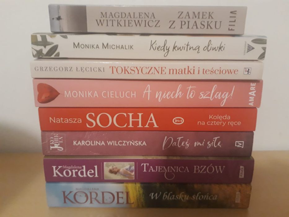 8 książek obyczajowych polskich autorek