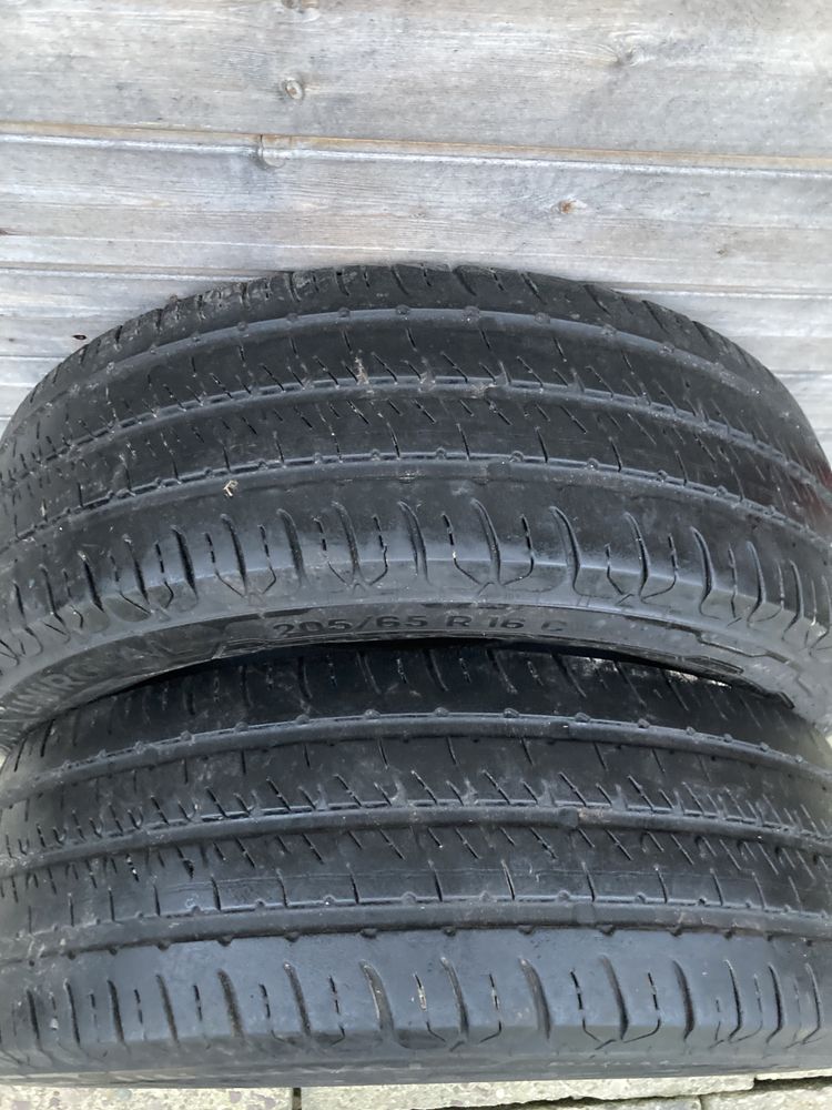 Opony letnie Uniroyal 205/65R16C wzmacniane bus  2 szt