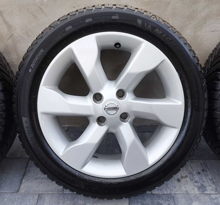 Oryginalne felgi koła NISSAN 16 cali 4x100 + MICHELIN wielosezon 2022
