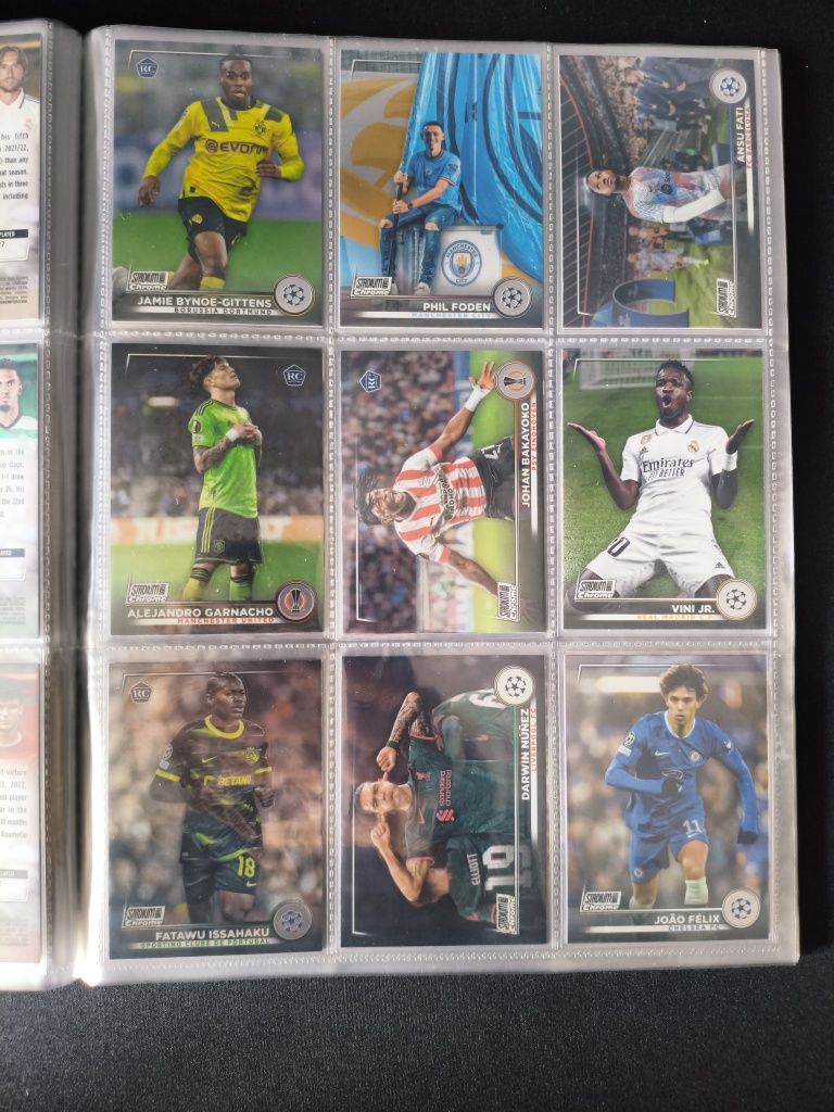 Komplet kart Topps Stadium Club Chrome 22/23