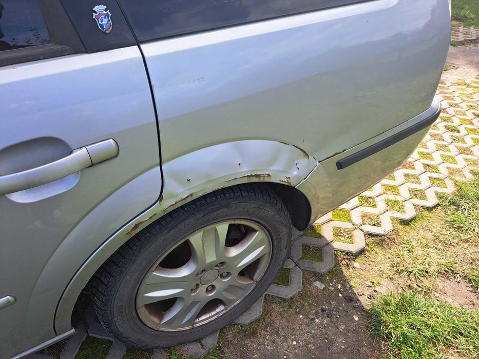 Ford Mondeo Ghia Mk3