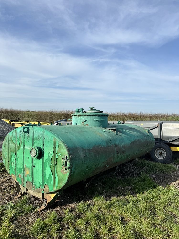 Бочка 8куб маємо погрузку під дп або тех воду