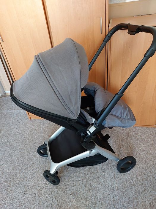 Детская коляска 2 в 1 универсальная.