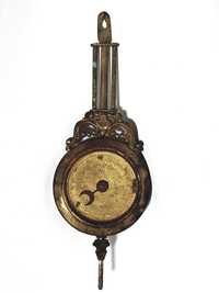 Antigo pêndulo de relógio francês dourado