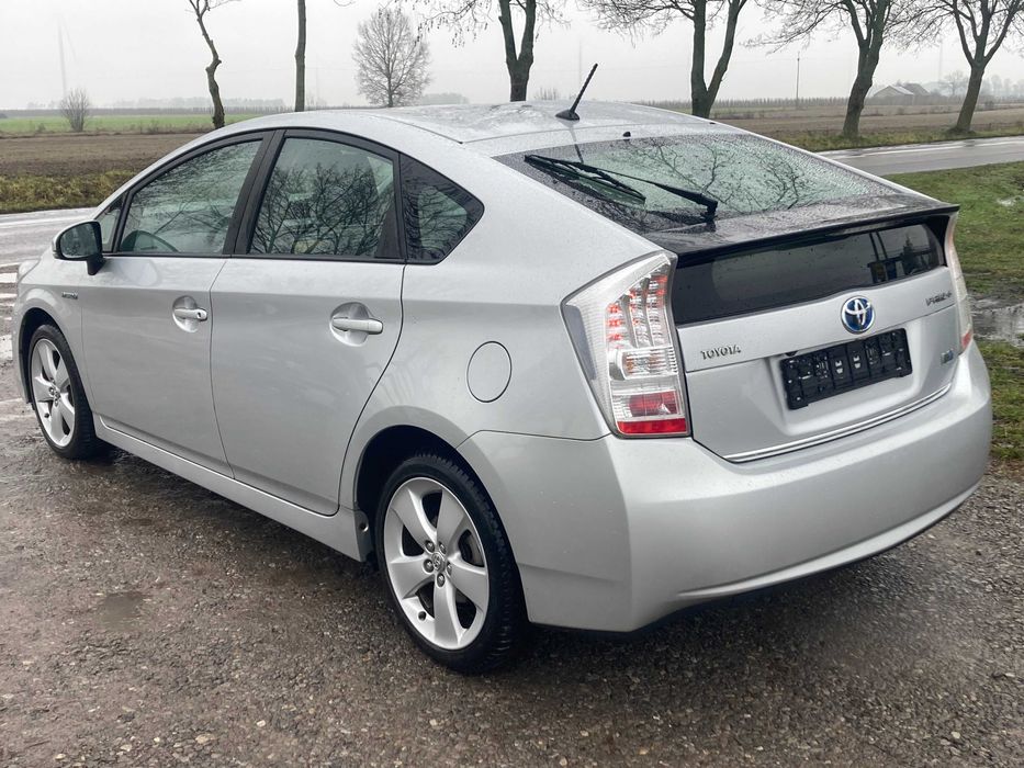 ToyotaPrius2009 1.8b 99km  Sprowadzona Opłacona Oryginał Serwis ASO DE