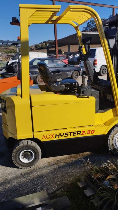 Empilhador eléctrico Hyster J2.50XM - 2.500 Kg (2541)