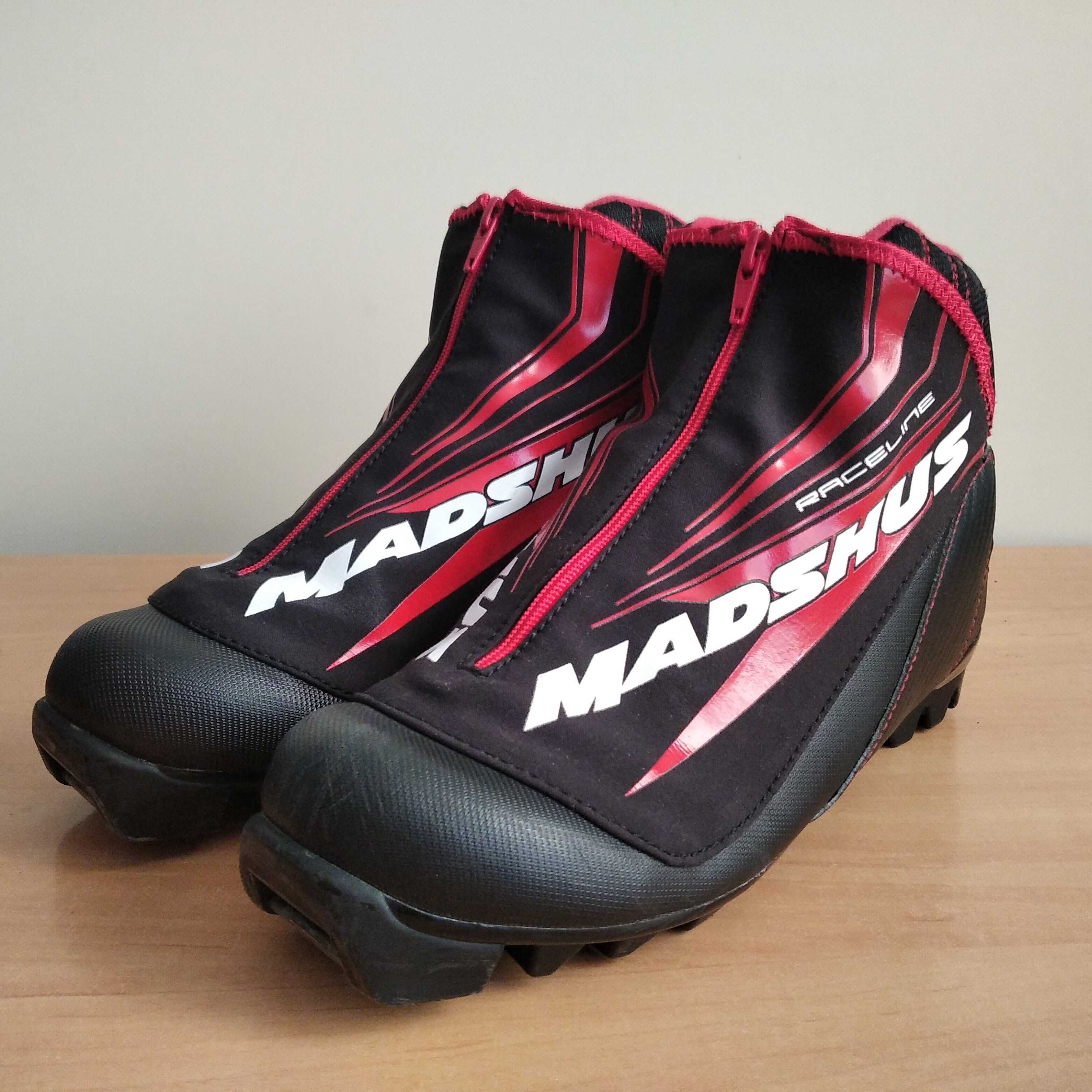 Buty narciarskie biegowe MADSHUS Raceline NNN roz.eu-38