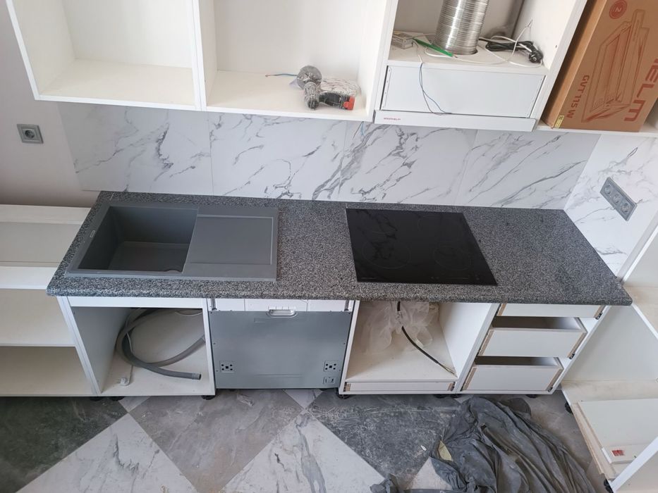 Вироби з граніту: підвіконня, сходи, стільниці, каміни на замовлення