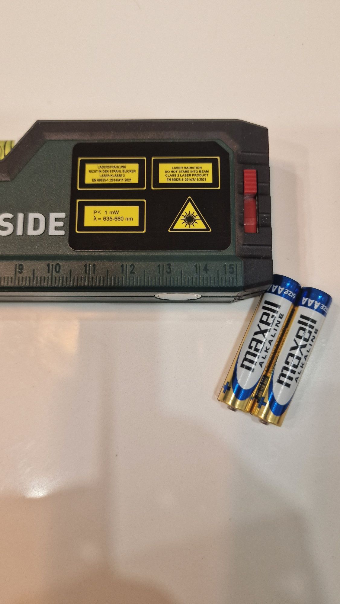Nível de água com indicador de laser NOVO