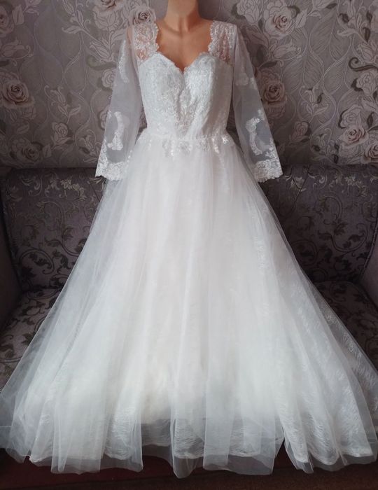 Нове весільне плаття 50-52 розміру