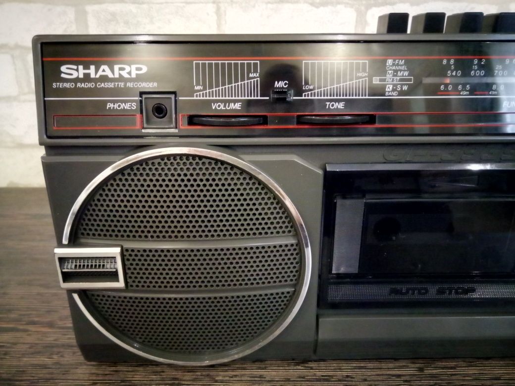 Sharp GF-3939S(D) Stereo Radio Cassette Recorder 1985-86