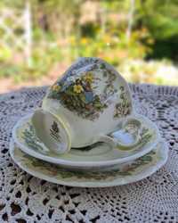 Фарфоровий посуд  Brambly Hedge фірми (Ежевичная поляна) Royal Doulton