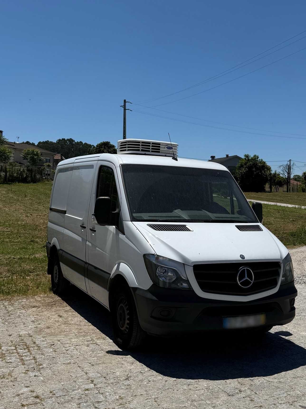 Mercedes-Benz Sprinter 213 CDI c/ Equipamento de Frio Carrier