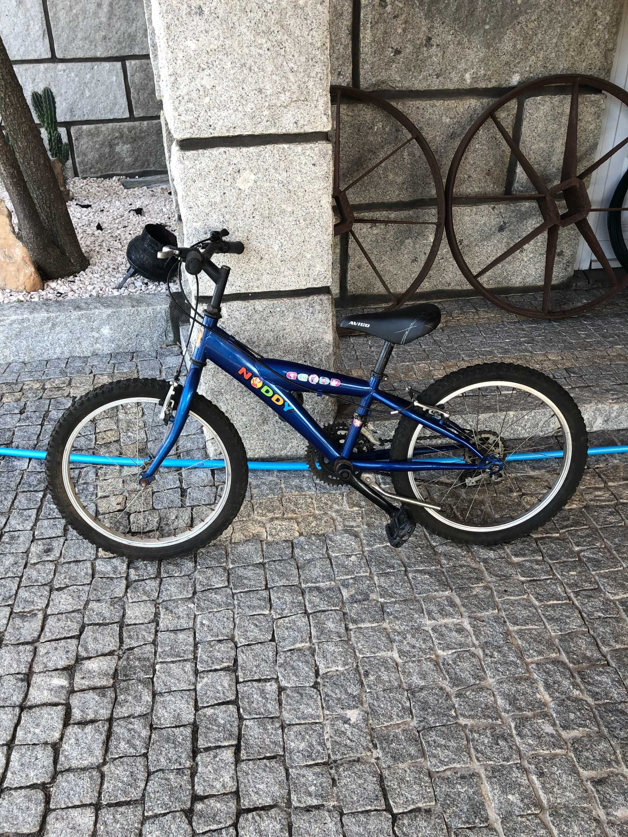 Vendo bicicleta de criança