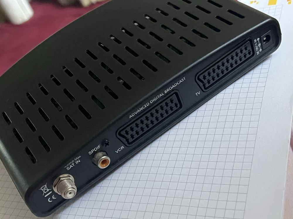 Dekoder telewizja na karte z pilotem