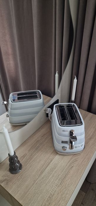 Продам тостер DeLonghi