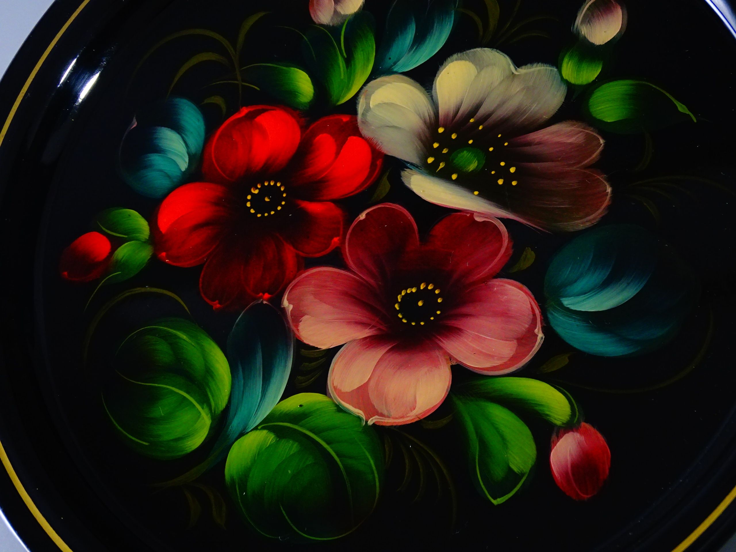 chochłoma rosyjska malowana patera talerz kwiaty