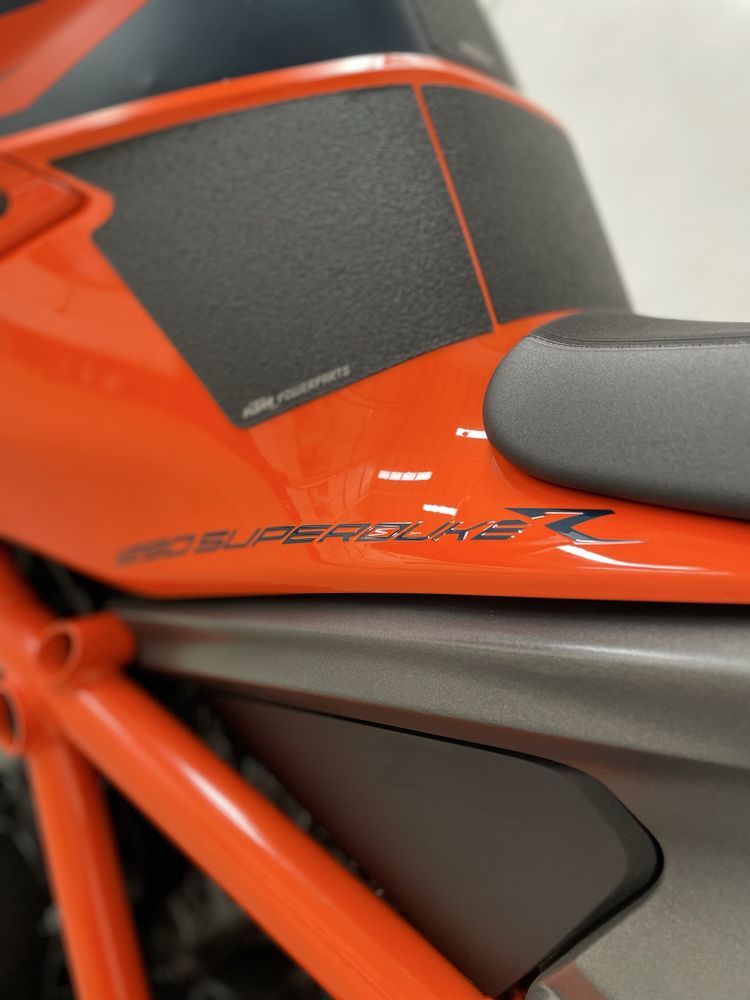 Vendo Ktm 1290 Super Duke R