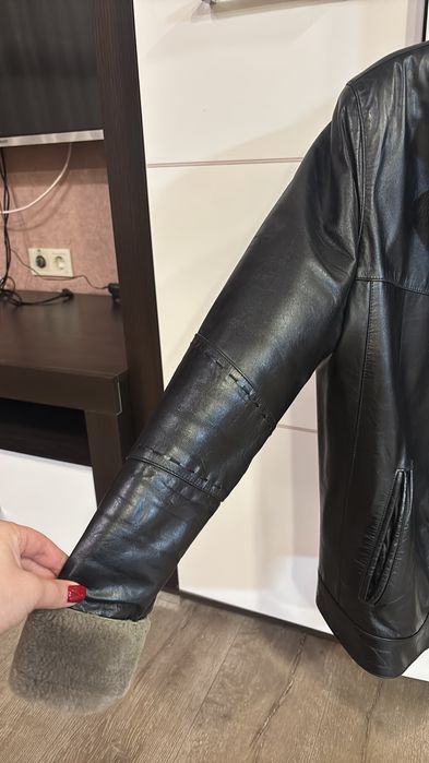 Продам чоловічу натуральну дублянку Franko Armondi розмір S