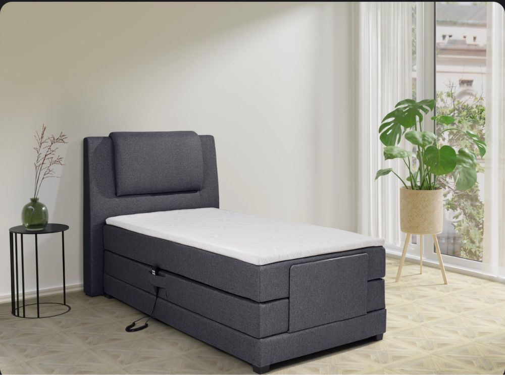 Cama com somier/cabeceira e colchão articulada