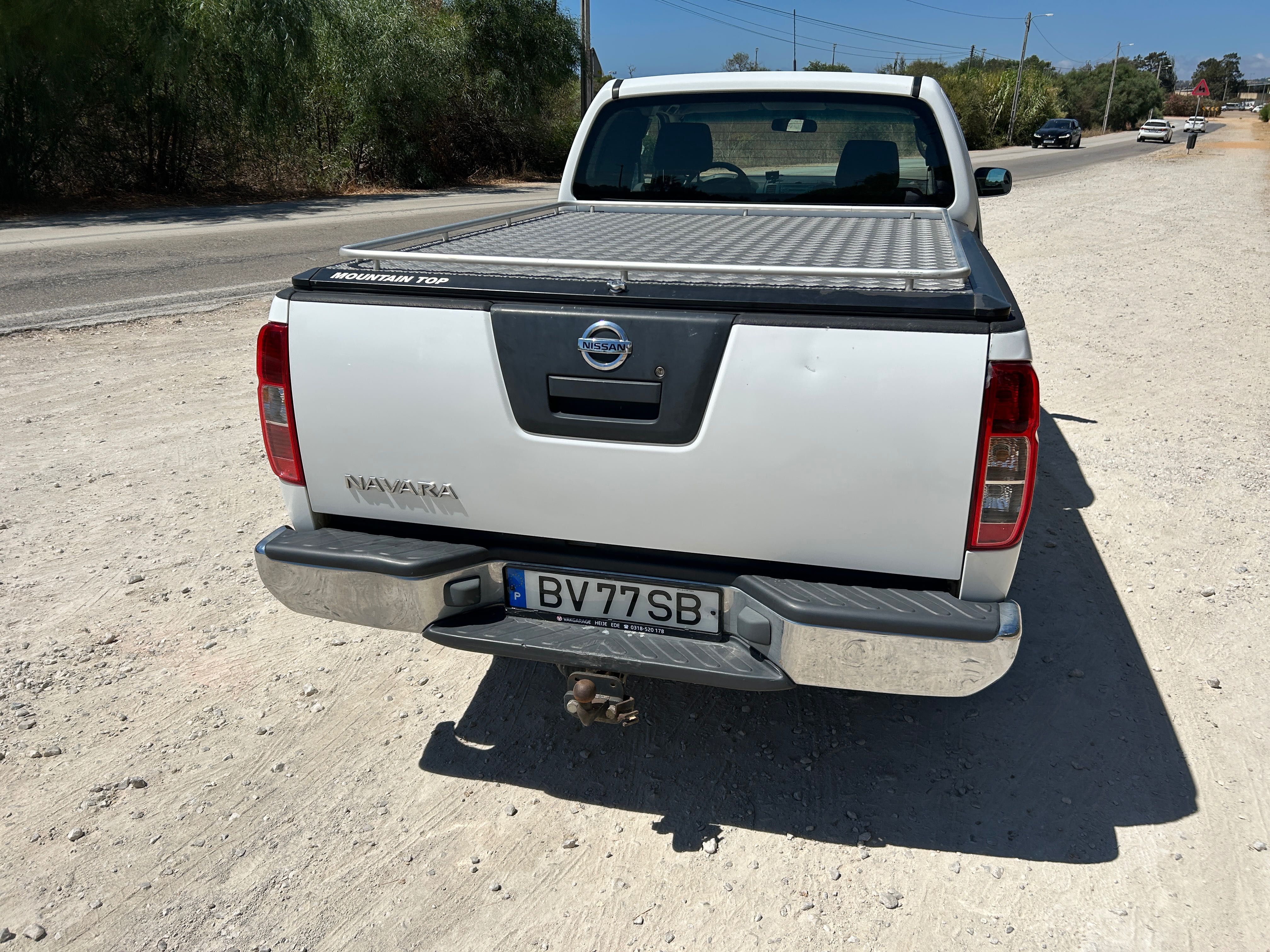 Nissan Navara 4x4 king cab 2.5 dci 174cv 105.000 km.