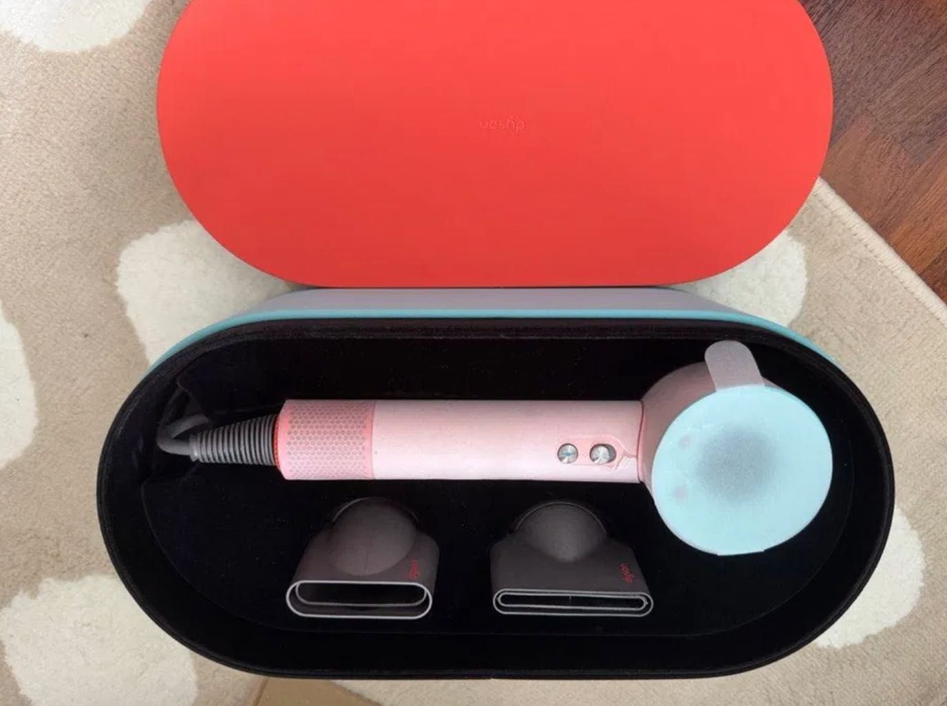 Wysyłka pobranie / Dowód zakupu / Suszarka do włosów Dyson Supersonic