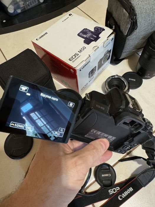 Canon m 50 + 3 обєктива sigma 10-20mm canon 50mm canon 75-300