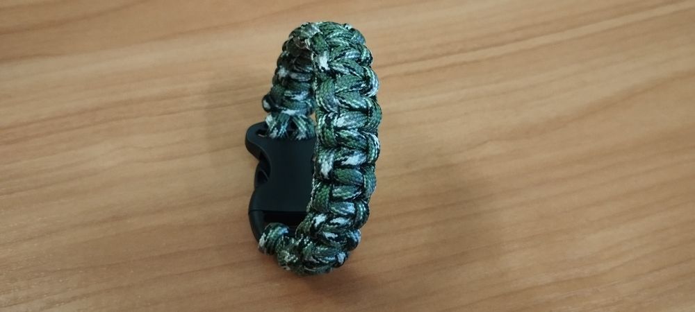 Браслет из паракорда - Кобра
