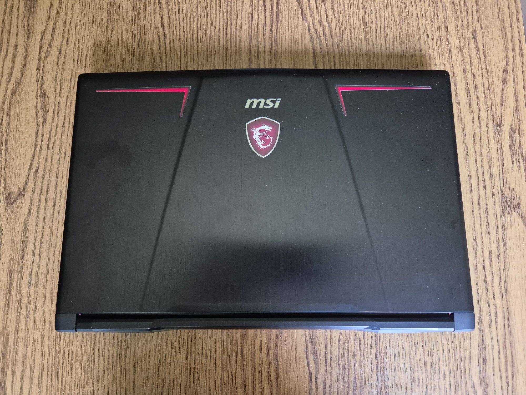 Laptop: MSI GP63 Leopard 8RE