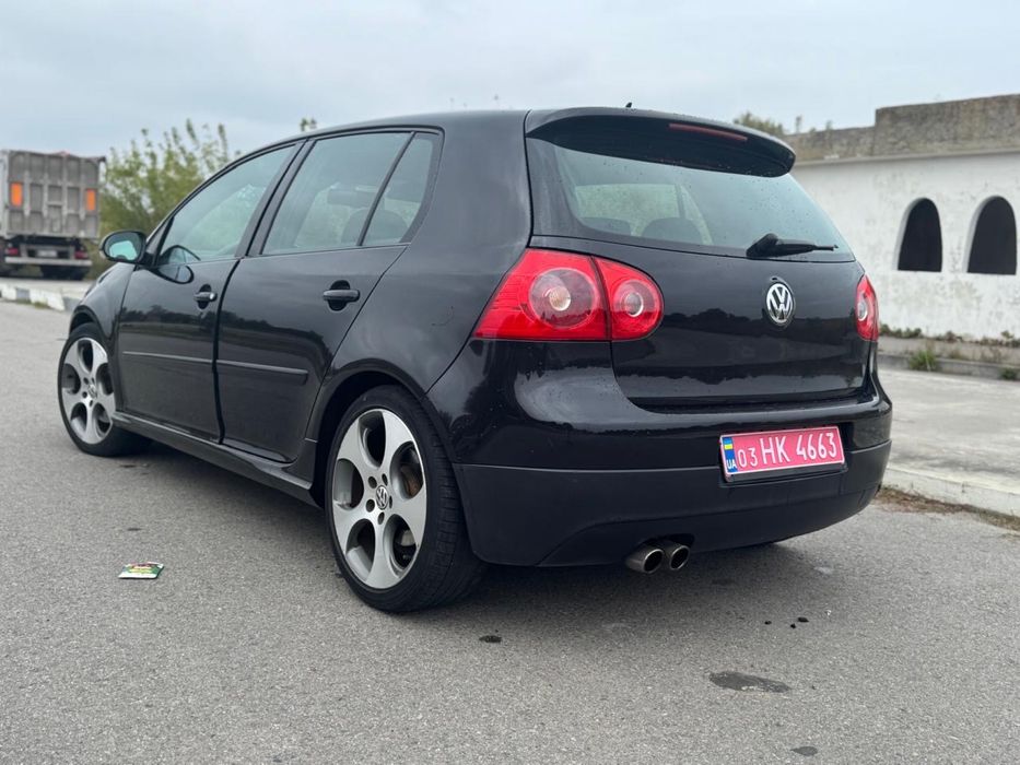 Volkswagen golf gti