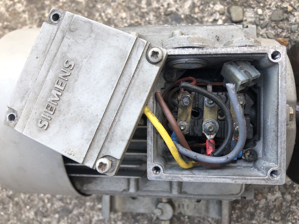 Silnik Siemens 1,5 kW 3-faz (1LA7089-2AA10-Z)