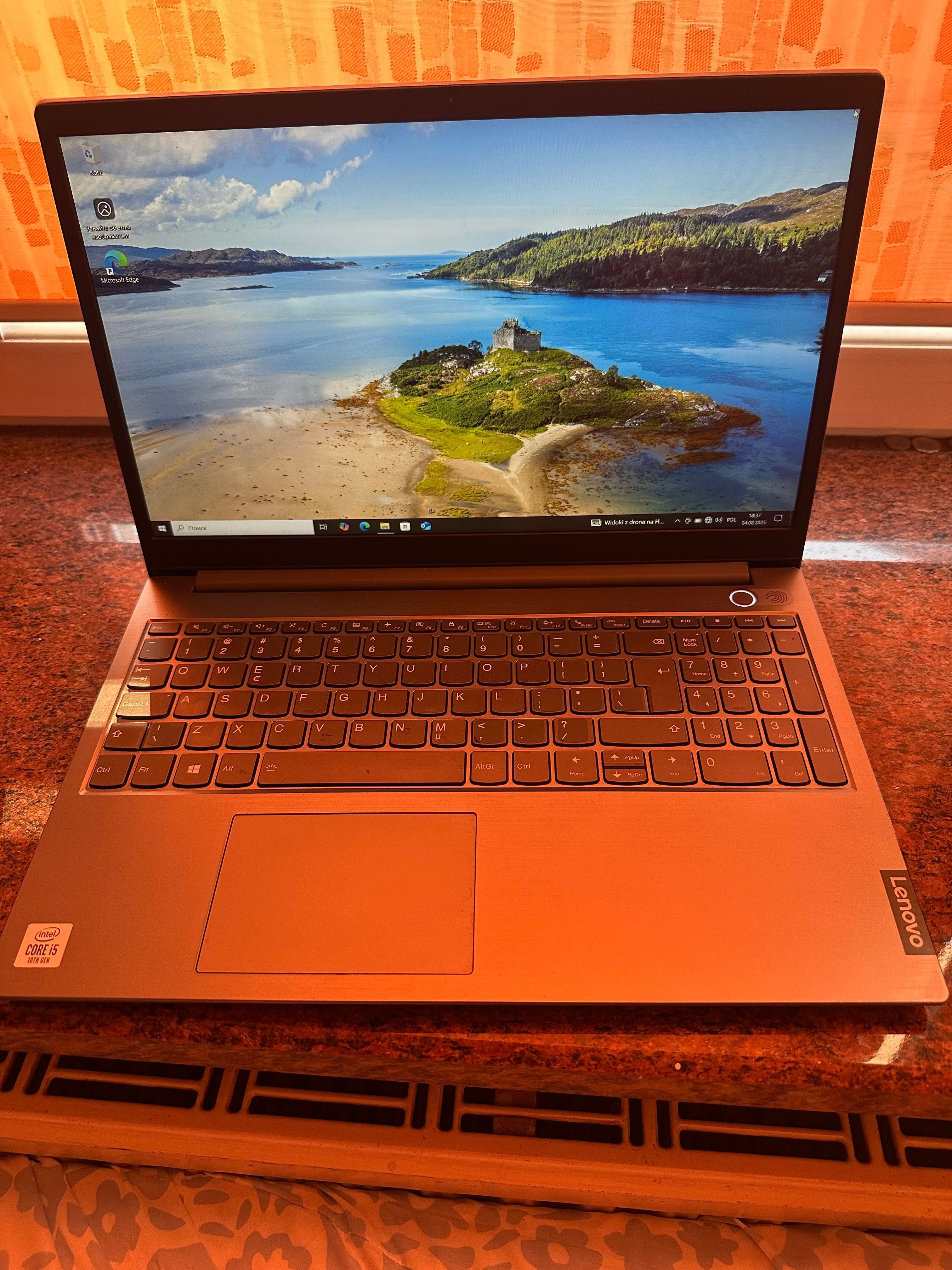 Sprzedam laptopa lenowo thinkBook 15-IML