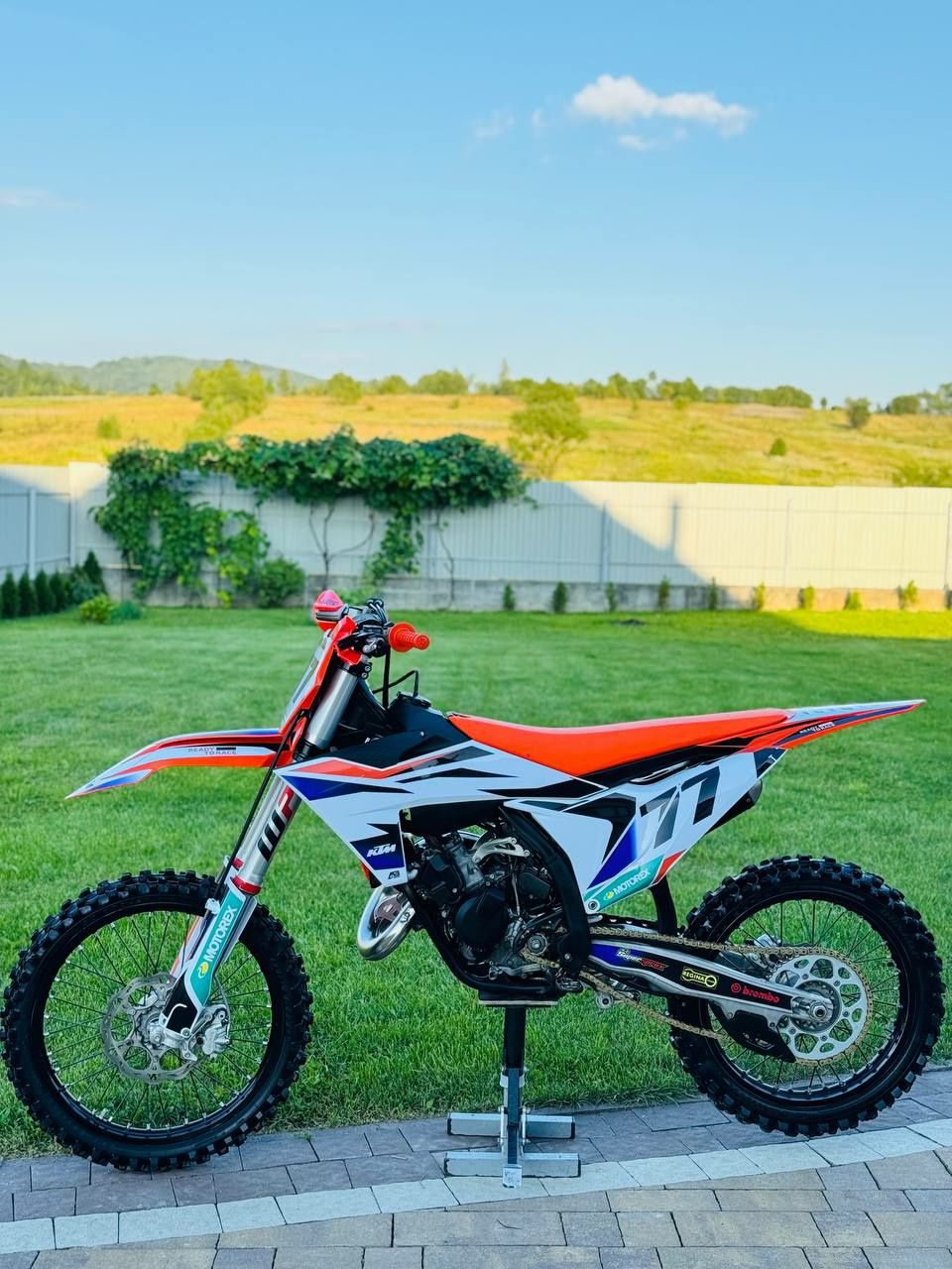 KTM sx 125 2023 ne Husqvarna, gasgas