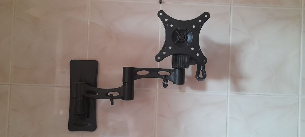 Настінне кріплення для ТВ