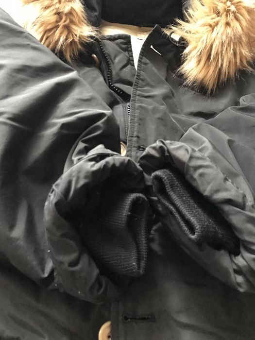 Чоловіча зимова пухова куртка