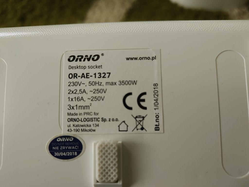 Listwa zasilająca z wyłacznikiem . firmy Orno