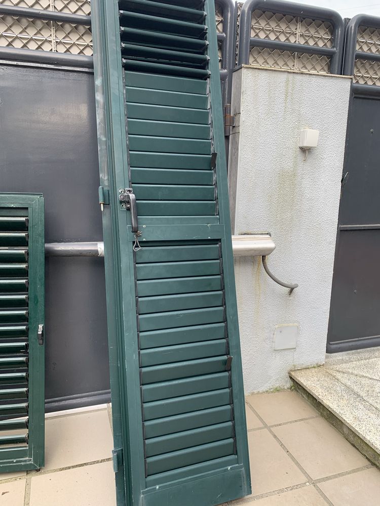 Portadas e Janelas de aluminio com varias dimensões
