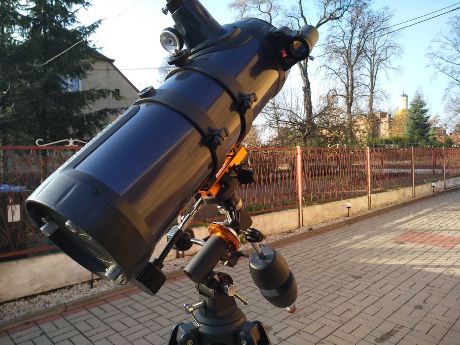 Teleskop Celestron AstroMaster 114eq