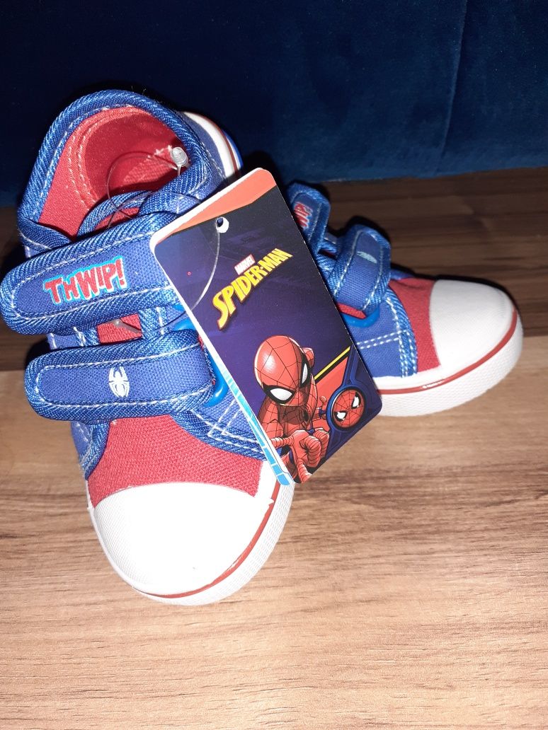 Trampki kapcie na rzepy Spiderman/Spidey nowe